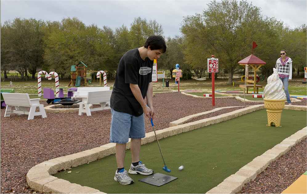 Mini golf at Sweet Escape outside of Orlando, Florida