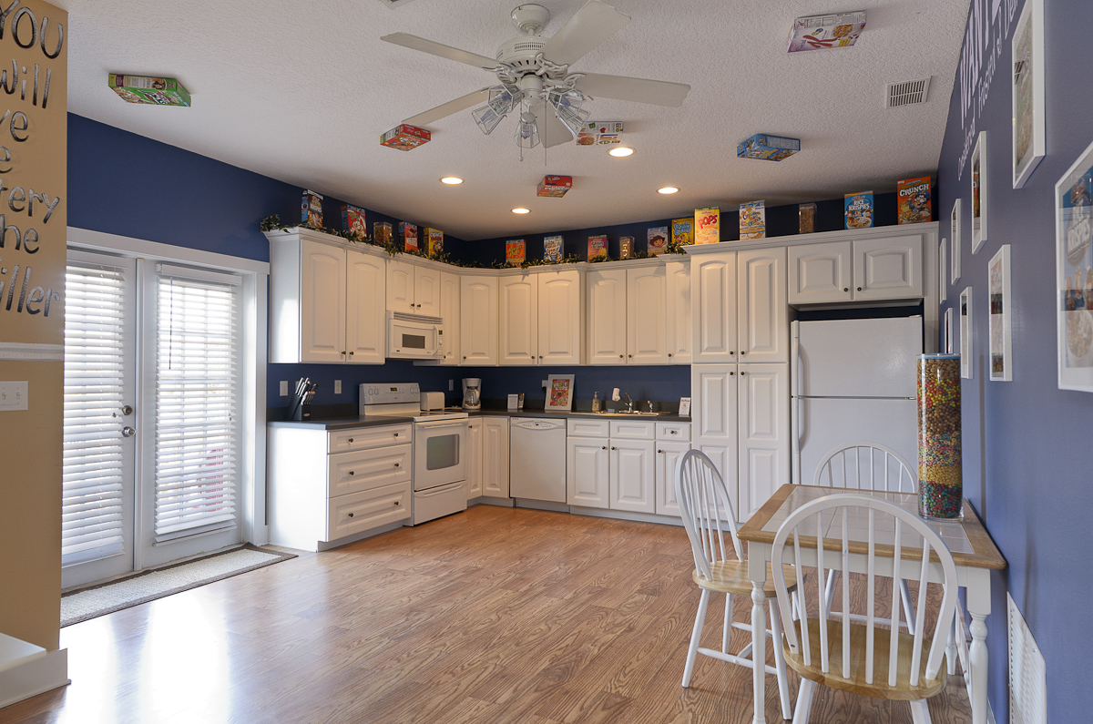 Sweet Escape Vacation Rental The Cereal Killer Kitchen (Luxury Home