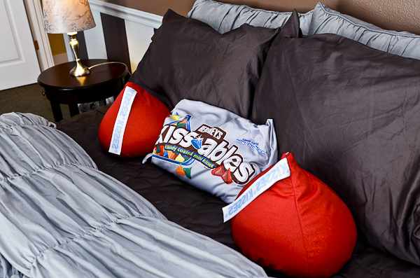 Rent The Sweet Escape vacation home near Orlando, Florida and enjoy the Hershey Kisses themed bedroom!
